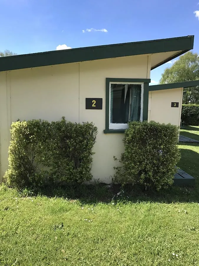 Golden Springs Motel, Holiday Park Motel
